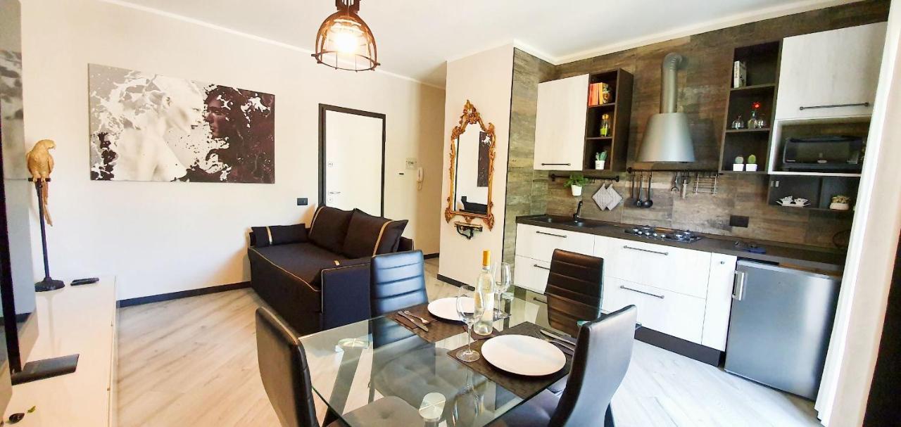 Solegardarelax - Peschiera Del Garda Apartamento Exterior foto